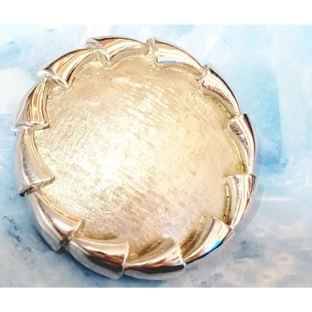 Vintage Signed Puccini Brooch Pin‎ Silver Tone Brushed Mid Century 2